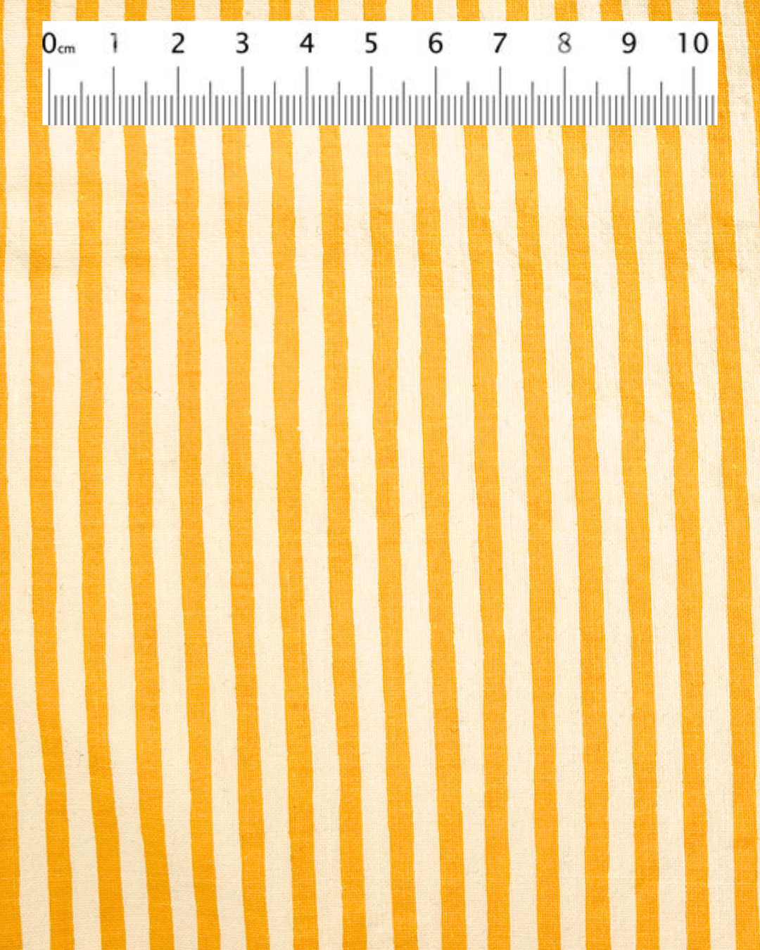 29 Randig vit och gul-orange