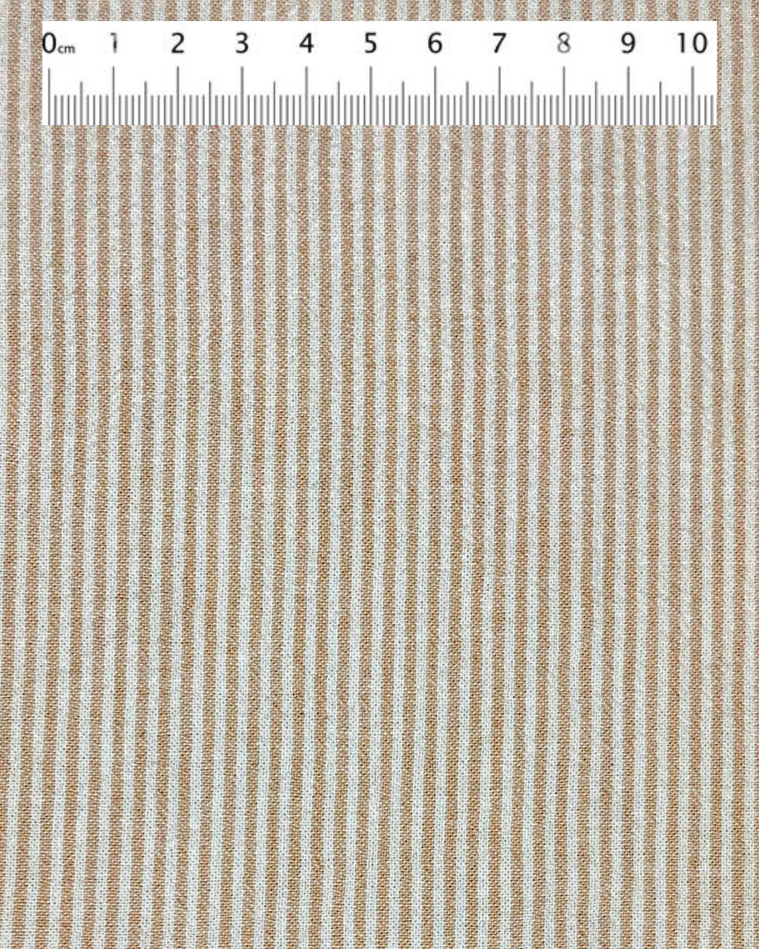 69 Randig vit och beige
