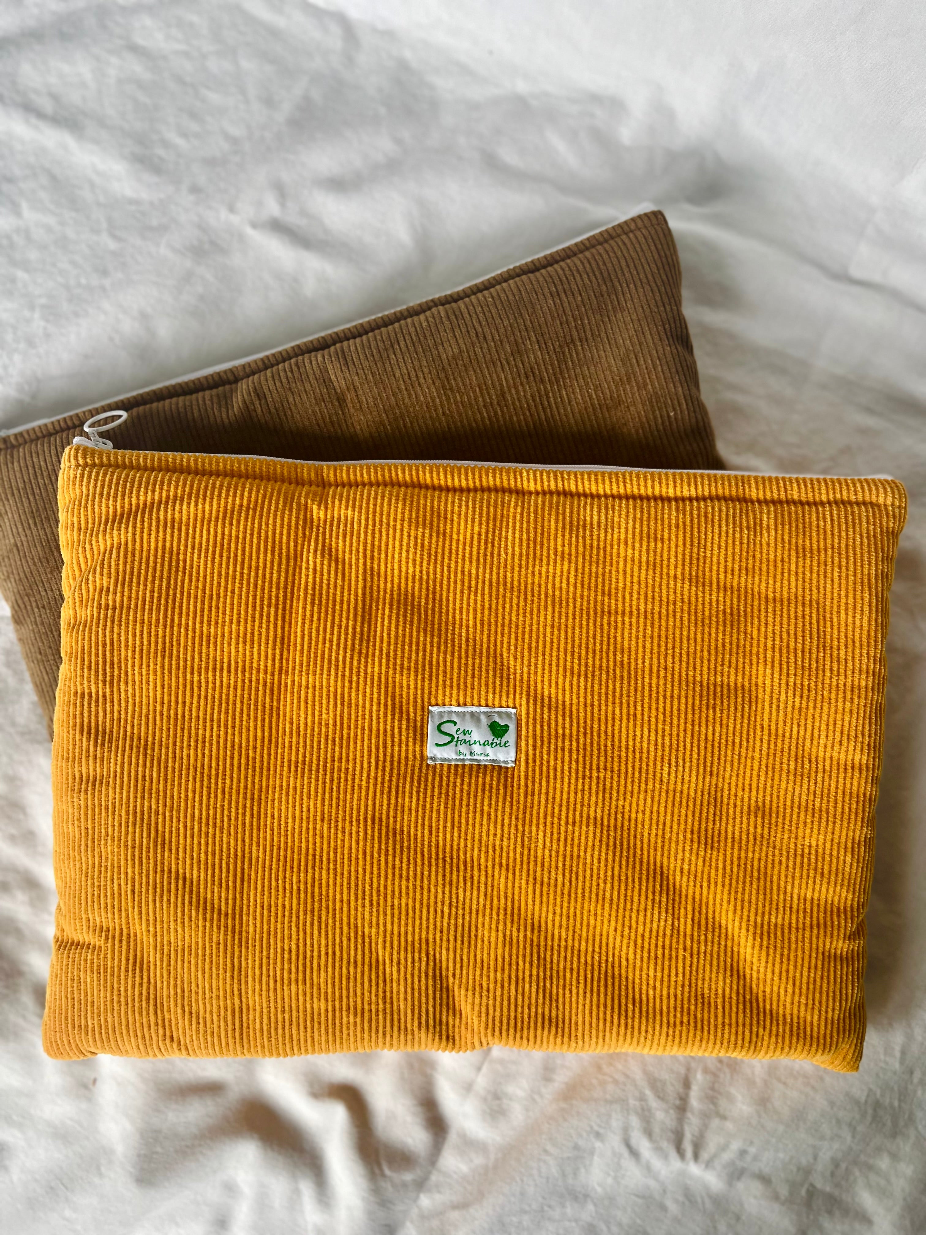 Laptopfodral Yellow Corduroy