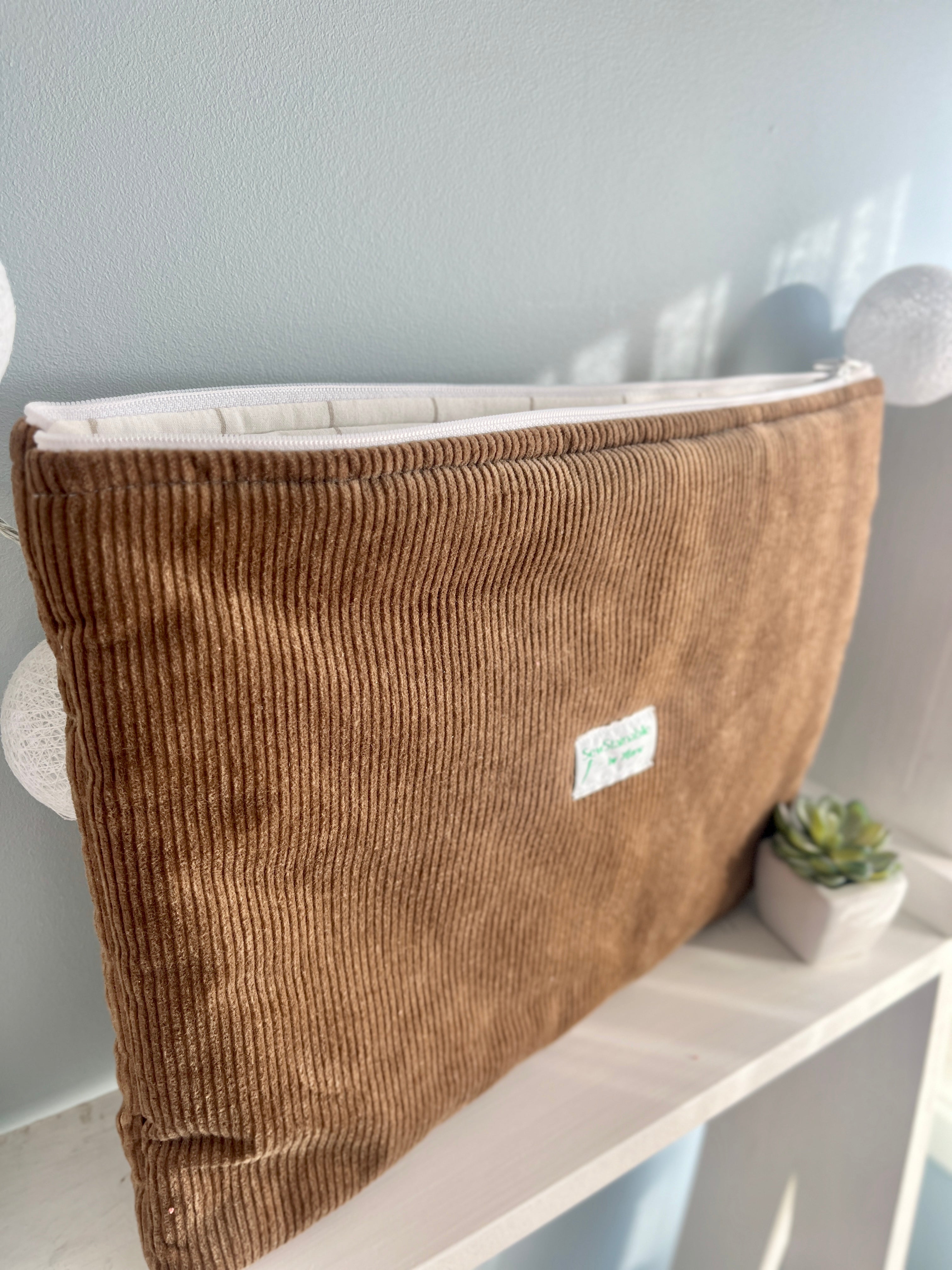 Laptopfodral Brown Corduroy
