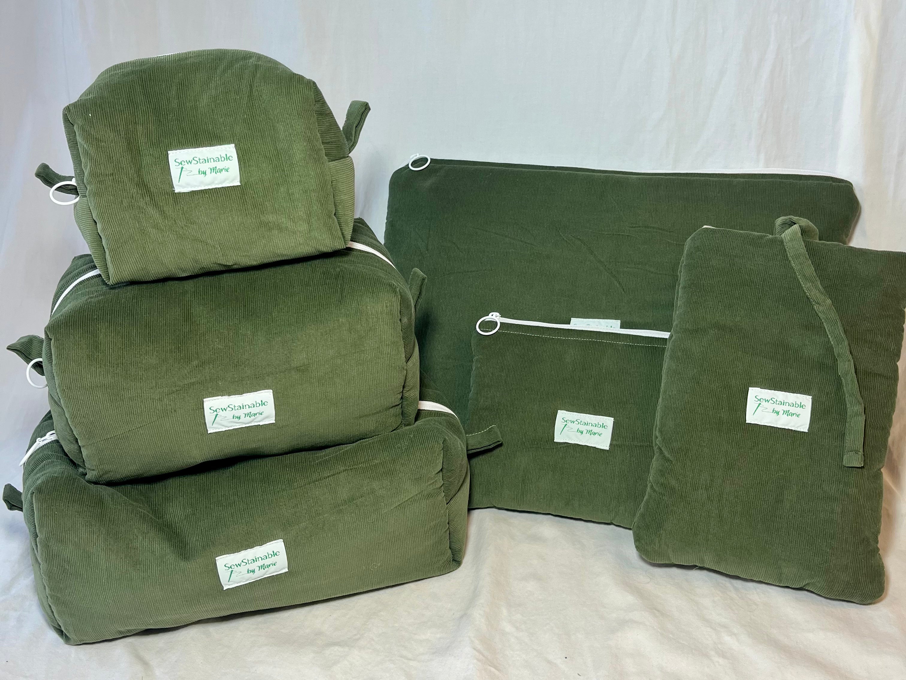 Necessär Green Corduroy