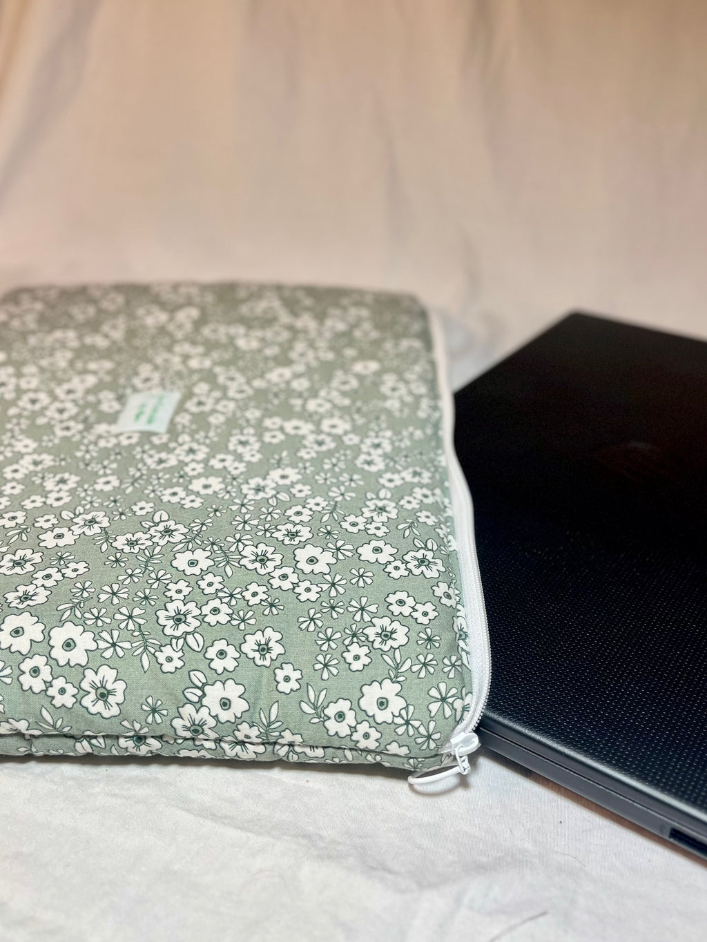 Laptopfodral Green Flowery