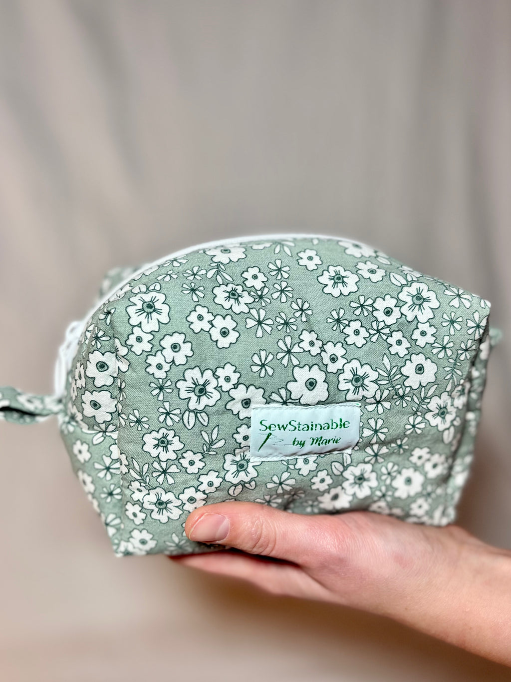 Necessär Green Flowery