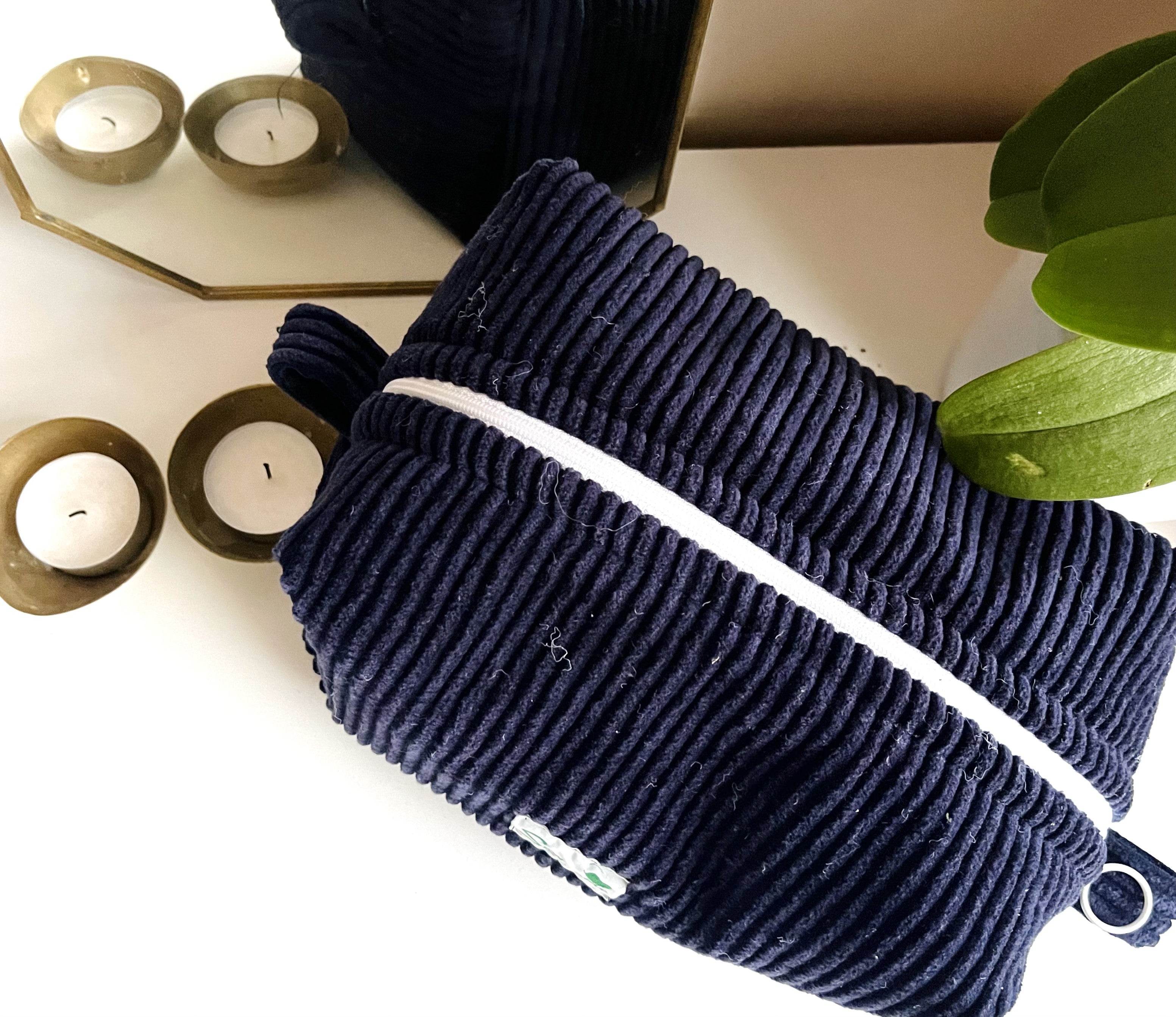 Necessär Blue Corduroy